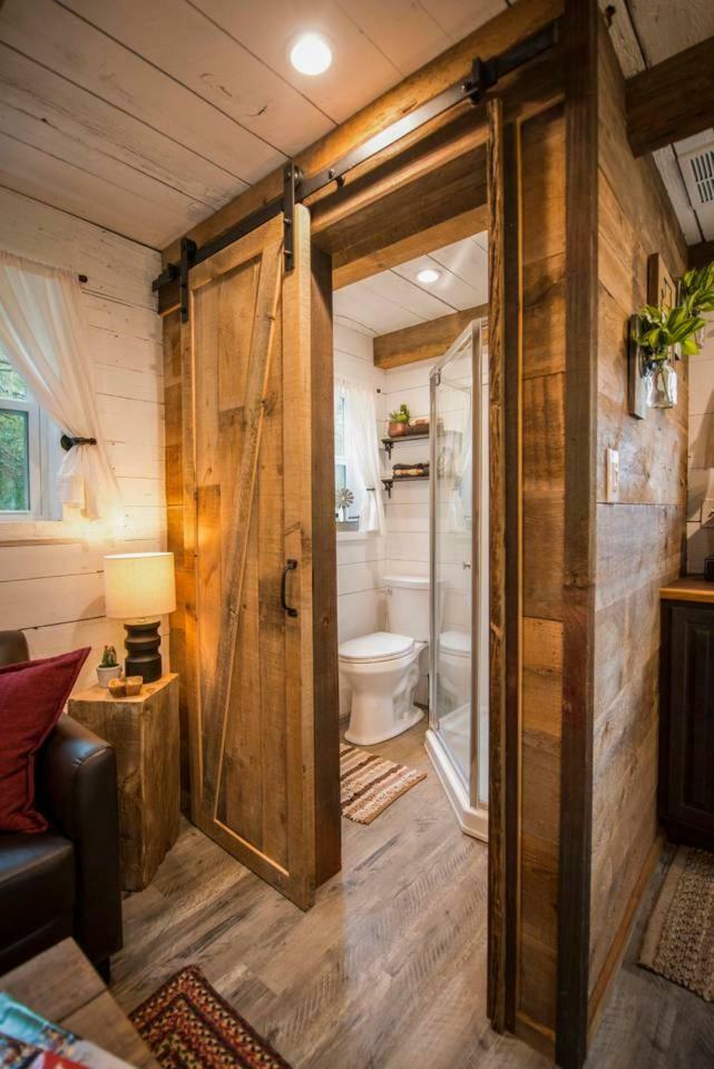 Cozy Cabin Little Red Hen 12 Min To Magnolia Waco Exterior foto